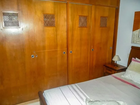 Imagem Apartamento com 3 dormitórios à venda, 130 m² por R$ 360.000,00 - Enseada - Guarujá/SP