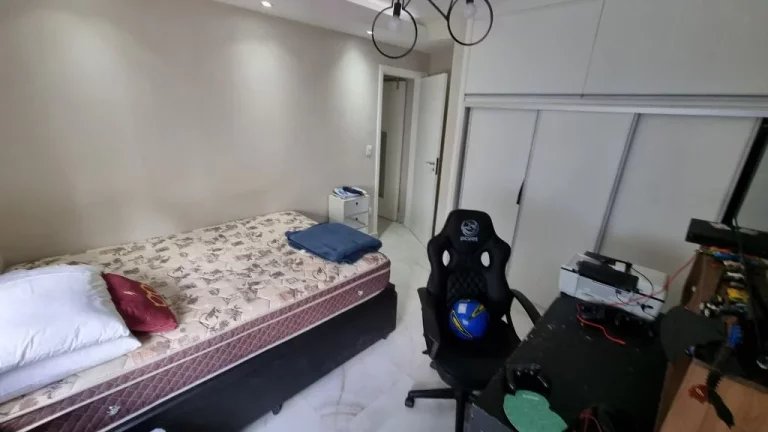 Imagem PITANGUEIRAS - MARAVILHOSO APTO. Á VENDA, TOTALMENTE REFORMADO, 02 VAGAS, 03 DORM. (02 SUÍTES).