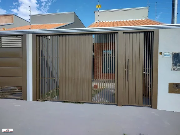 Casa à venda em Campo Grande, Bom Retiro, com 2 quartos, 57m2