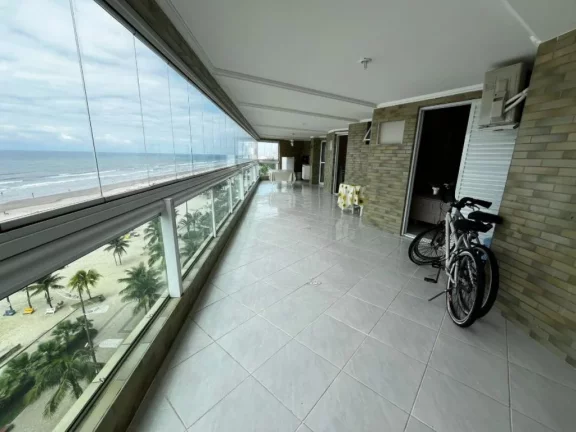 Imagem Oportunidade unica apartamento com 4 suites 3 vagas de garagens à venda frente mar Ocian.