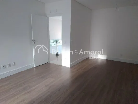 Imagem Residência sofisticada no Lake View

Fotos com ambientes mobiliados meramente ilustrativas.

Este e...