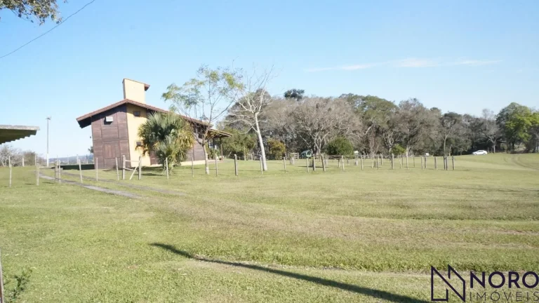 Imagem Lindíssima chácara, 2,1ha, acesso asfaltado, com sede, cocheiras, horta, pomar,