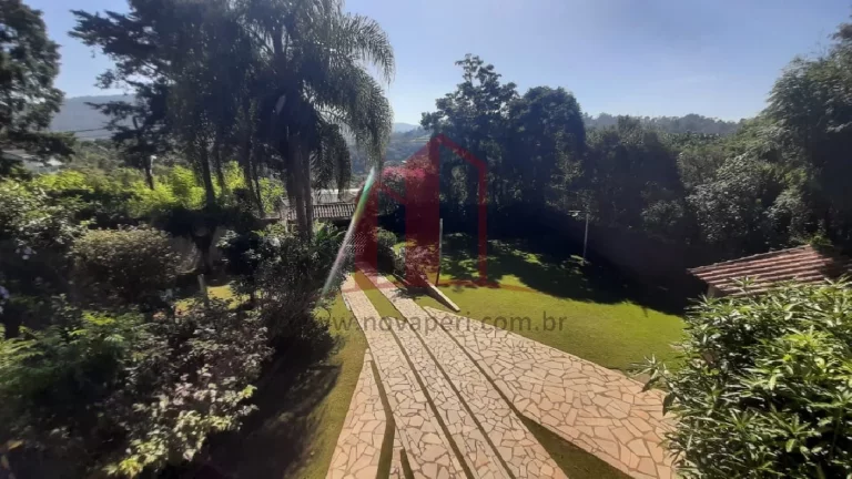 Imagem Chácara de luxo em condomínio: 3 quartos, 2 salas, 2 banheiros, 210m² - Jardim Lago da Cantareira, Mairiporã-SP.