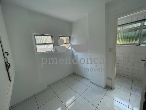 Imagem Apartamentos com living para 02 ambientes, 03 dormitórios com armários, banheiros com box, cozinha...