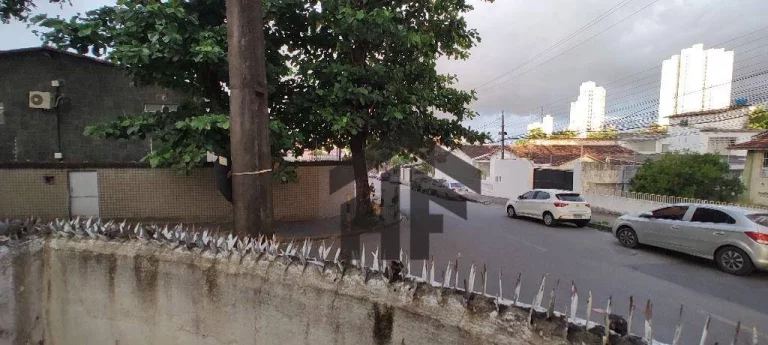 Imagem Casa com 4 Quartos à Venda, 225 m² em Casa Amarela - Recife