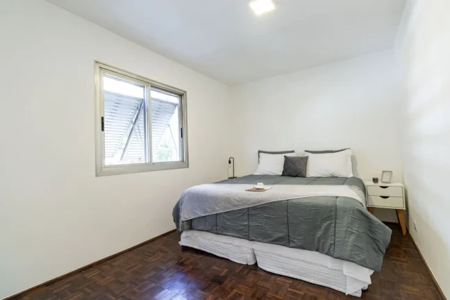 Imagem Apartamento 106M², 3Q, 1 Suíte, 2 Banheiros, 1 Vaga, Piscina, Churrasqueira, Salão de Festas e Jogos, Playground, Brinquedoteca, Jardim, Banheira.