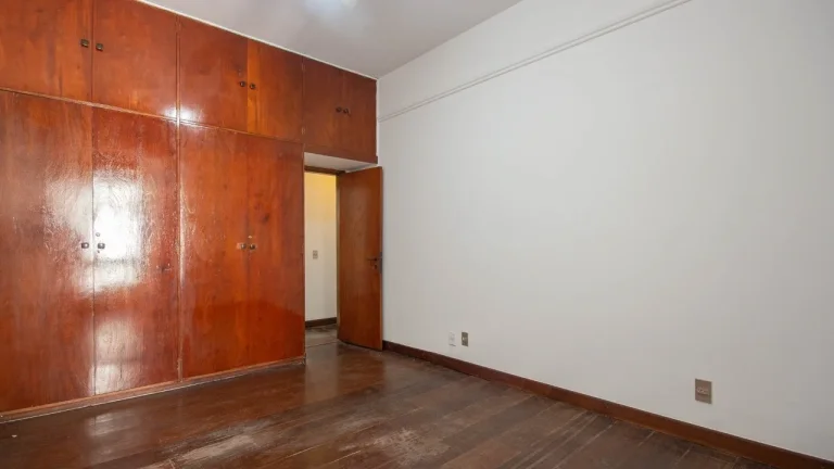 Imagem Apartamento Botafogo - 87M², 2 Dorms, 1 Vaga Demarcada, Playground, Área Verde, Ar Condicionado, Armários.