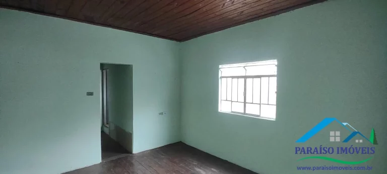 Imagem Ótima oportunidade: casa com 2 quartos no centro de Paraisópolis MG