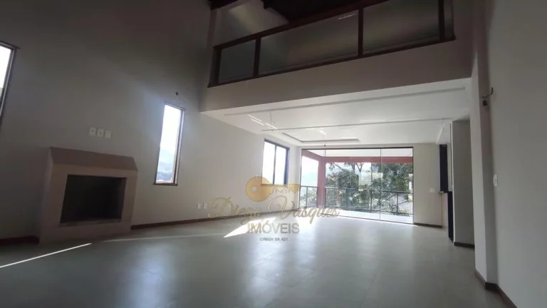 Imagem Casa em Condomínio para Venda em Teresópolis / RJ no bairro Vargem Grande