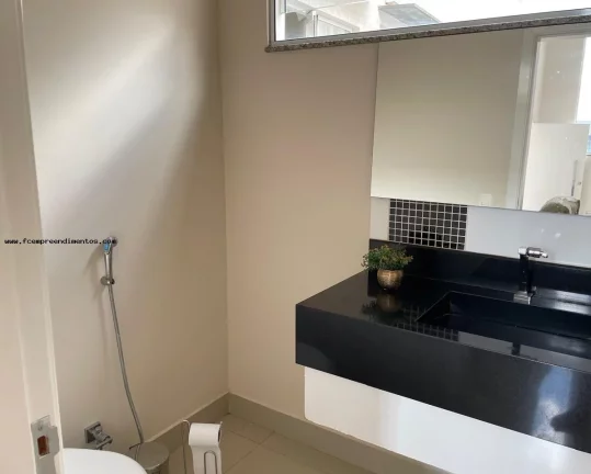 Imagem Casa para Venda em Limeira, Vale das Oliveiras, 3 dormitórios, 1 suíte, 2 banheiros, 4 vagas