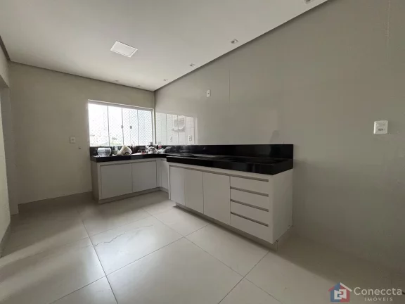 Imagem Apartamento para Aluguel no Bairro Sobradinho – 3 Quartos com Suíte e 2 Vagas – Patos de Minas