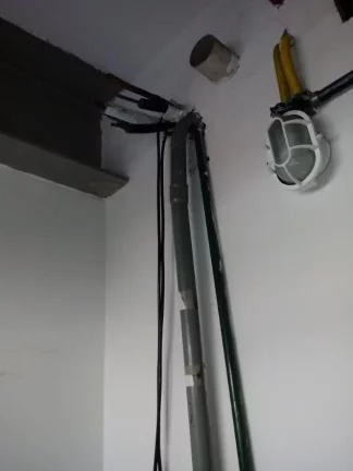 Imagem Conjunto Comercial na Silva Bueno