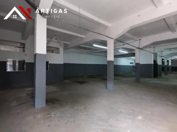 Imagem Alugo Galpão no Belenzinho A.C 1500 m2 com entrada para caminhões - 2 Pisos
