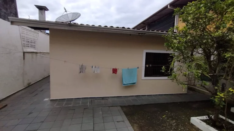 Imagem CASA TERRÉA NO BAIRRO PEREQUÊ-AÇÚ - UBATUBA