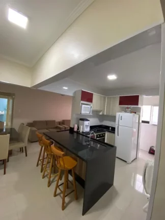 Imagem Apartamento com 2 dormitórios à venda, 91 m² por R$ 320.000,00 - Vila Guilhermina - Praia Grande/SP