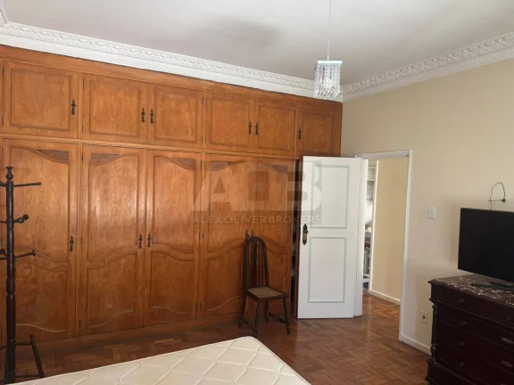 Imagem Apartamento mobiliado para alugar no Flamengo, 189m², 3Qtos, de frente.