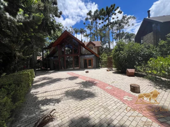 Imagem Linda Casa a venda em condomínio de alto padrão Campos do Jordão-SP