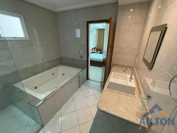 Imagem Apartamento com 4 Quartos Frente p/ Mar à Venda em Praia do Morro - Guarapari/ES