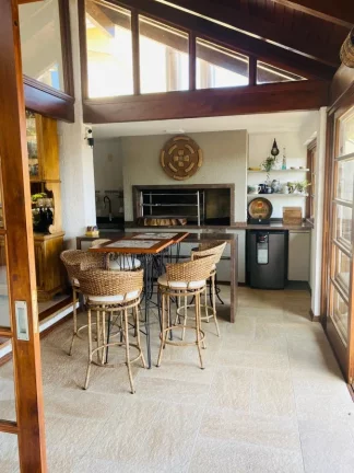 Imagem Casa Alto Padrão para Venda em Florianópolis / SC no bairro João Paulo