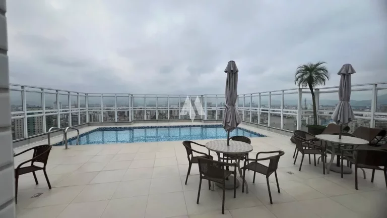 Imagem Apartamento à venda no Embaré com vista para o mar!