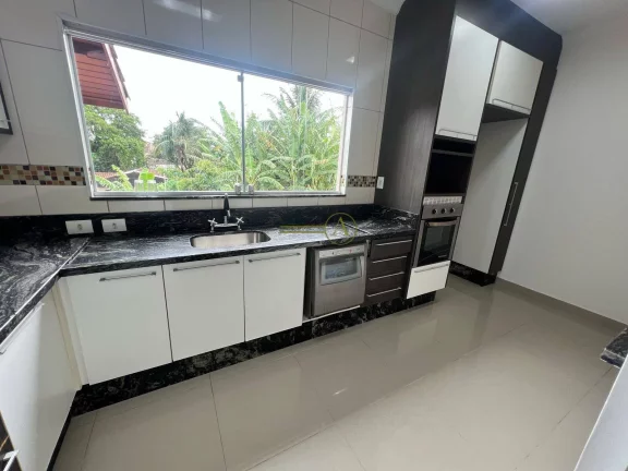 Imagem Triplex a venda Centro de Peruíbe Porteira fechada de Esquina
