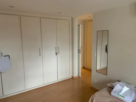 Imagem Apartamento de alto padrão no Jardim Europa, totalmente mobiliado, com 4 dormitórios sendo 4 suítes, sala de 75m² com 3 ambientes, 3 vagas.