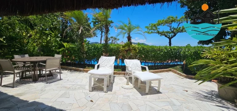 Imagem Casa para alugar em condomínio fechado pé na areia com vista ao mar em Juquehy, com 4 suítes, - Acomodação máx. 10 pessoas | Juquehy Imobiliária