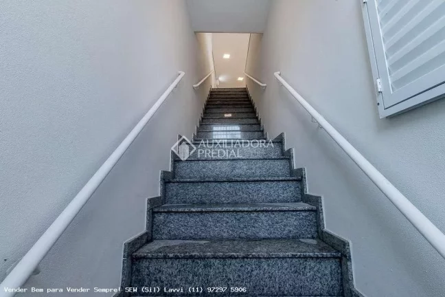 Foto do imóvel: Vende-se área comercial, 2 pavimentos, 1 restaurante ou loja, 2 clinica ou consultório. Foto do imóvel: Vende-se área comercial, 2 pavimentos, 1 restaurante ou loja, 2 clinica ou consultório.