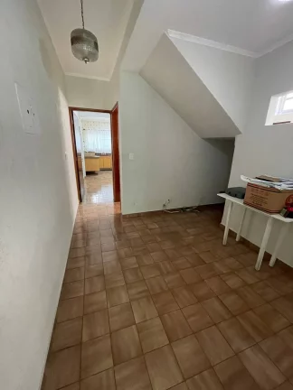 Imagem Sobrado com 174 m² 3 Dormitorios sendo 1 Suite 2 Vagas