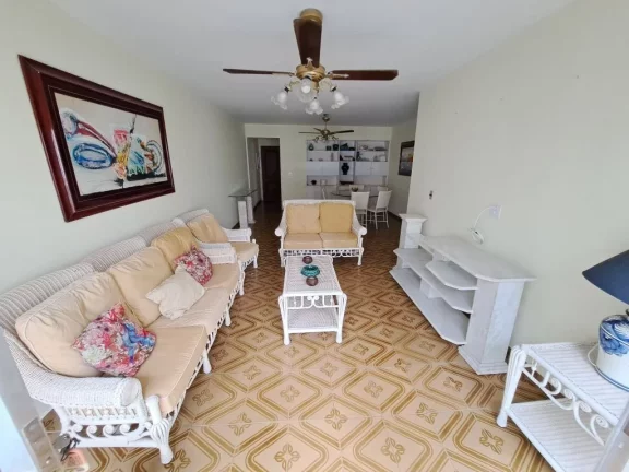 Imagem PITANGUEIRAS- CALÇADÃO COM MARAVILHOSA VISTA AO MAR , 140 M² ÚTEIS , GARAGEM NO PRÉDIO.