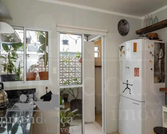 Imagem Lindo apartamento em Pinheiros, bem iluminado, aconchegante, sala ampla, integrada com a cozinha, po...
