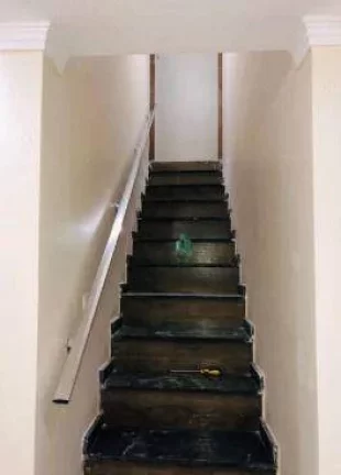 Imagem Sobrado com 3 dormitórios à venda, 300 m² por R$ 500.000,00 - Vila Ayrosa - São Paulo/SP