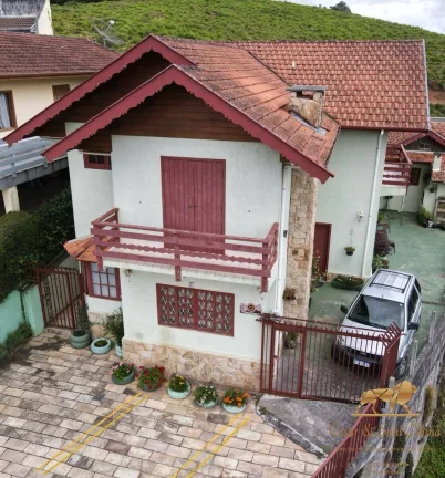 Imagem Oportunidade em Campos do Jordão, Vista Panorâmica e Potencial de Renda!