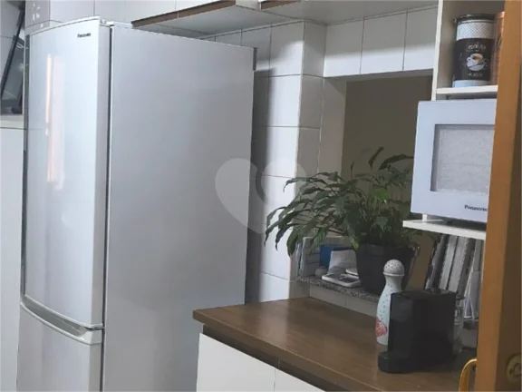 Imagem Apartamento à venda com 3 quartos, sendo 1 suíte, no condomínio Portal Dos Bandeirantes, São Paulo - SP