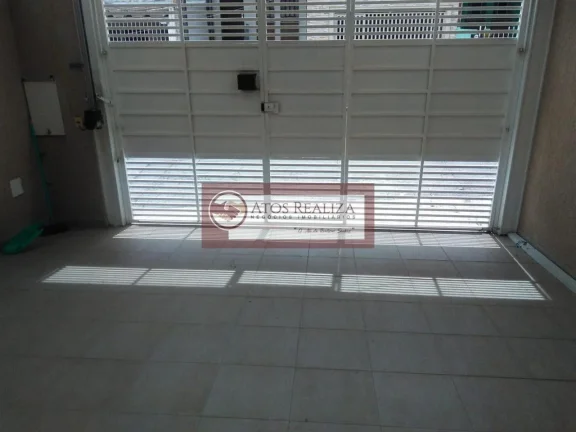 Imagem Sobrado à Venda no Jardim Santa Cruz, SP, 2 Suítes, 70m²