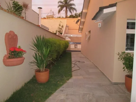 Imagem Casa no Res. Alphaville 2 - 385m²