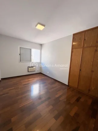 Imagem Um apartamento impecável, espaçoso e cheio de luz natural, localizado em uma das regiões mais des...