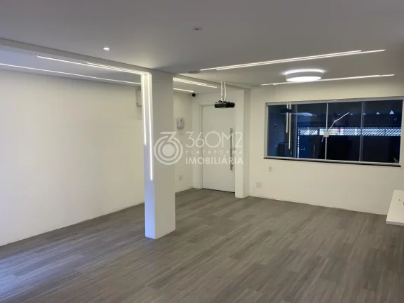 Imagem Sobrado para Venda em São Paulo / SP no bairro Jardim Santa Cruz (Sacomã)