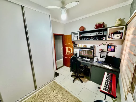 Imagem Casa Térrea no Vila Branca - Jacareí - 3 Dorm c/ suíte - 120m2
