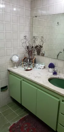 Imagem 127 metros 3 dormitórios 1 suíte dormitório de empregada e banheiro Piscina Quadra Salão de fest...