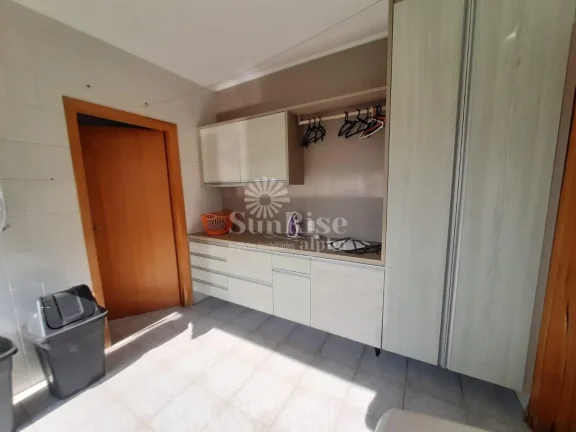 Imagem Casa á venda - 360m² - 4 suítes - 3 vagas - Alphaville - Barueri