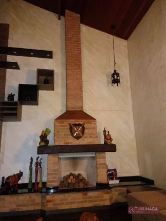 Imagem Chácara Alto Padrão - Condomínio - Igaratá - SP