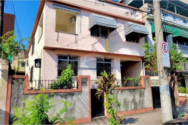 Imagem Apartamento com 57 m² 2 quartos, Vila Valqueire , Rio Janeiro.