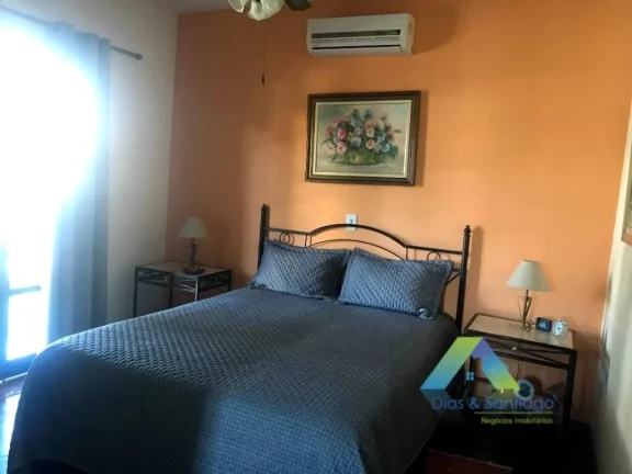 Imagem SÃO CAETANO Casa condomínio semi aberto com segurança particular, 280 metros, 3 dormitórios, 3 salas, 4 vagas com piscina, churrasqueira, lareira.