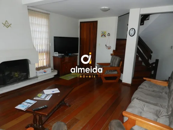 Imagem CASA 4 DORMITÓRIOS