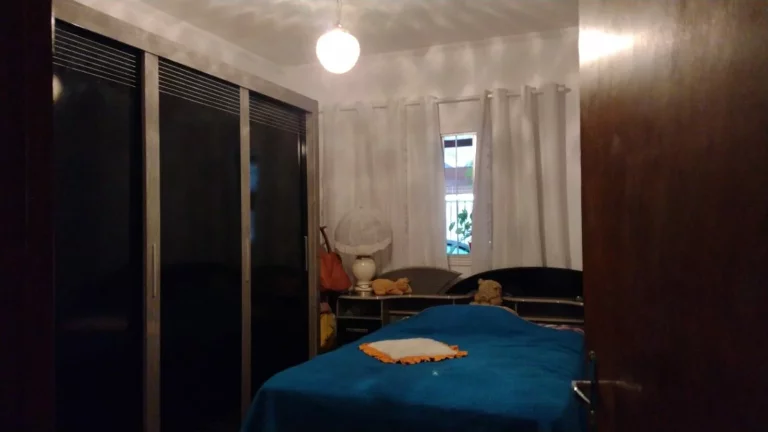 Imagem CASA TÉRREA COM DOIS DORMITÓRIOS PARA VENDA OU TROCA.