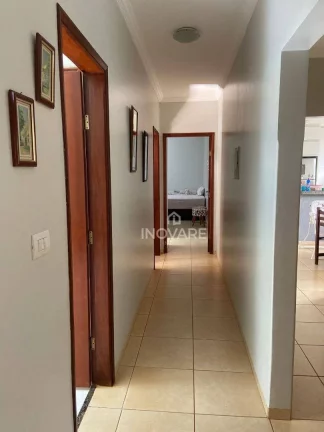 Imagem Casa com 3 dormitórios à venda, 260 m² por R$ 700.000,00 - Residencial Jardim Primavera - Itumbiara/GO