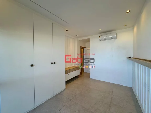 Imagem Apartamento com 3 dormitórios à venda, 250 m² por R$ 3.900.000,00 - Centro - Cabo Frio/RJ