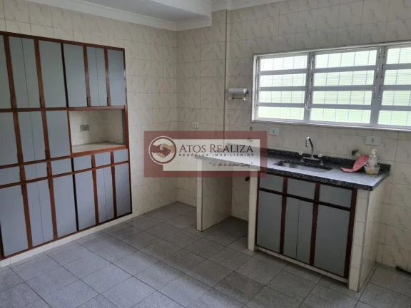 Imagem Casa térrea com edícula em Santo Amaro - São Paulo: 172m², 5 dormitórios, 1 suíte, 3 banheiros por R$980.000. Compre agora!