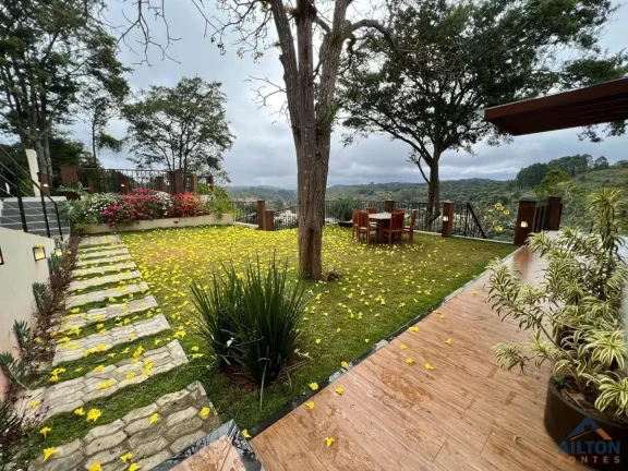 Imagem Casa Alto Padrão com 6 Suítes à Venda em Pedra Azul/ES
